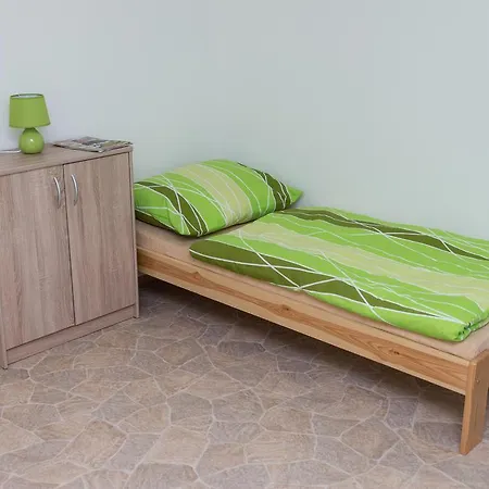 Pupek Penzion 2*